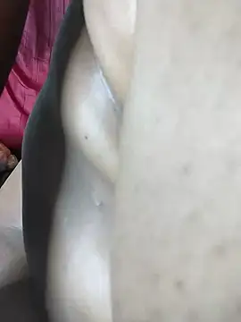 WildnWetMilfX36 webcam