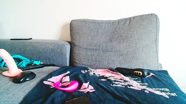 Fit_Yummy live cam on StripChat