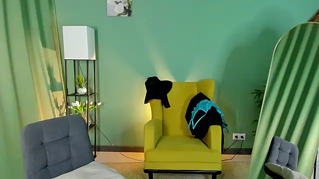 LeticiaRomano webcam