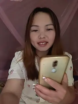 Mina_xYx webcam