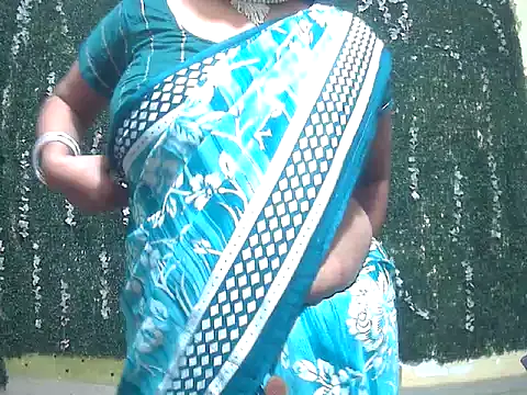 Ruhi_Hotty webcam