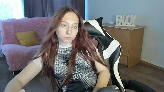 ModelGyrl webcam