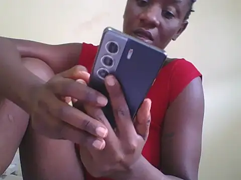 hornyqueen93 webcam