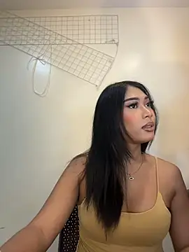 Model: hugecock_tamira