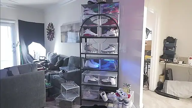 Triggerhappycj100 live cam on StripChat