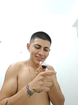 BellakoCL live cam on StripChat