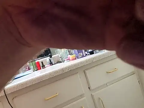 RandomGuy420lol webcam