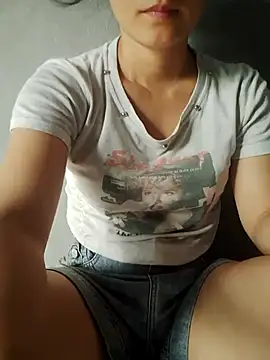 Asami_6868 webcam