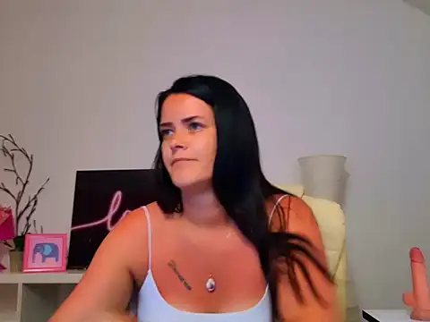 NicolSparkleX webcam