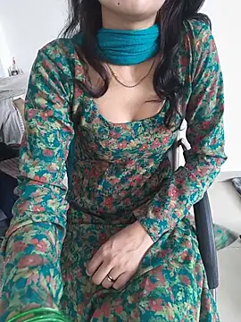 zoya_baby_ webcam