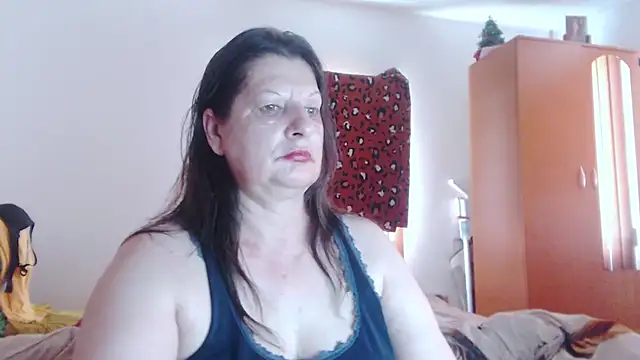 ExtasyMature webcam