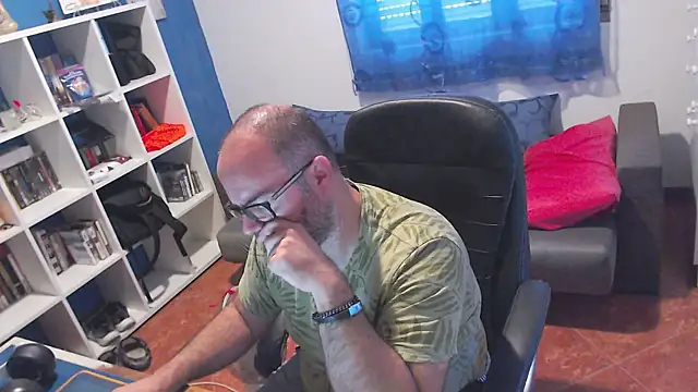 ravingr4d4 webcam