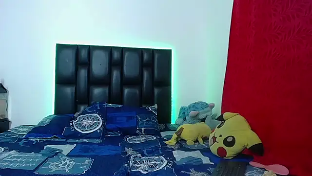 Mia_thompson_19 webcam