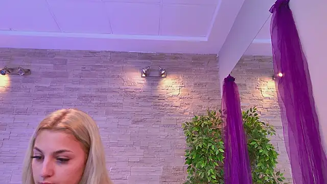 AngelInSinn webcam