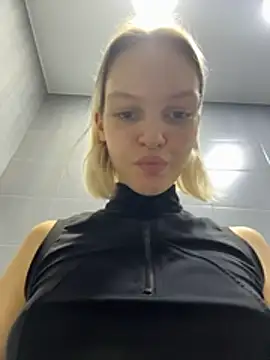 AshleyMur webcam