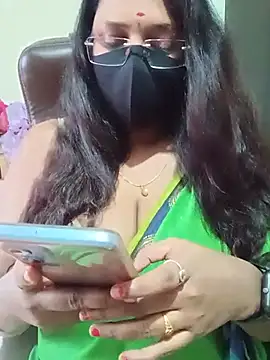 poojag_2 webcam