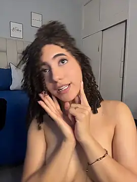 Odett_Khastoff webcam