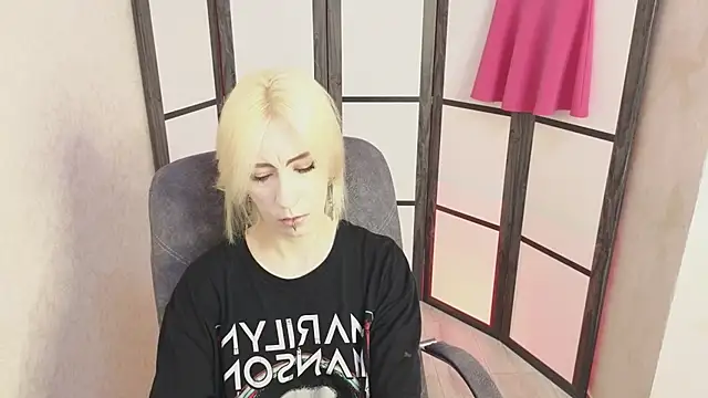 Black_Orchides webcam