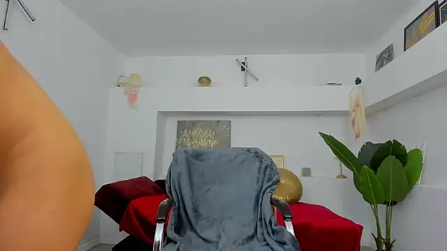Nicolle_Lexy webcam