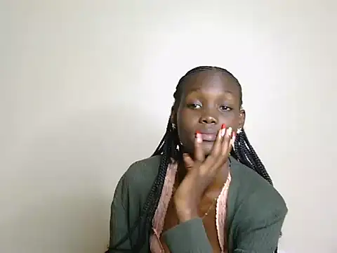 petite_emerald webcam