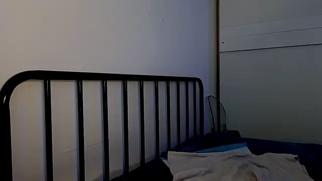 TopsyWilde webcam
