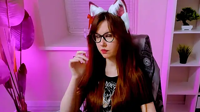 CarolGiggly webcam