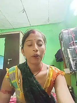 Cut_shivi56 webcam