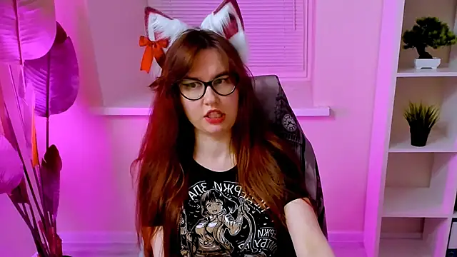 CarolGiggly webcam