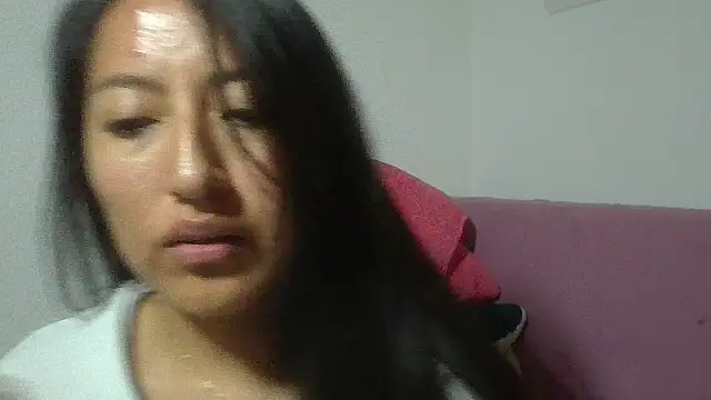 bebyloveAb live cam on StripChat
