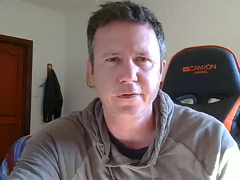 TroyDieselXXX webcam