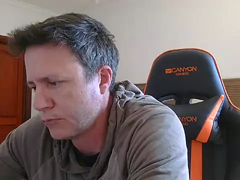 TroyDieselXXX webcam