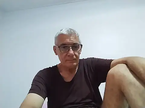 BIGUNCUTHARDCOCK webcam