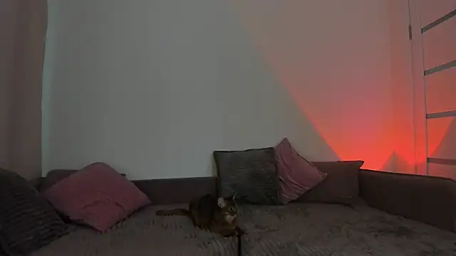 flora_off webcam