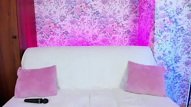 MissAlison__ webcam