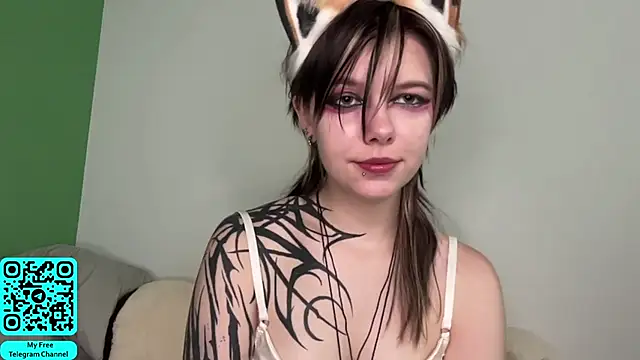 MadalynNosel webcam