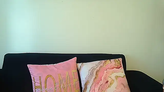 EnchantingLisa webcam