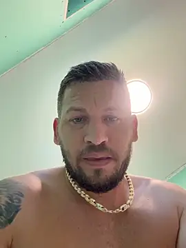 ModelJJ webcam