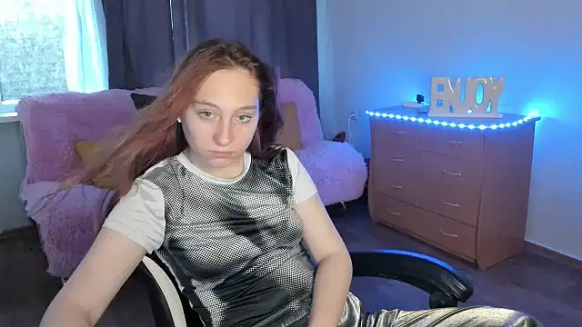 ModelGyrl webcam