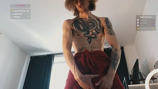 TechnoJesus live cam on StripChat