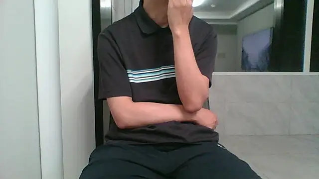 nole_china7 (Ask my age) - talk / fun / cum