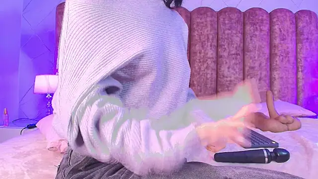 sweet_1angel (F teen) - Breast bounce 15s