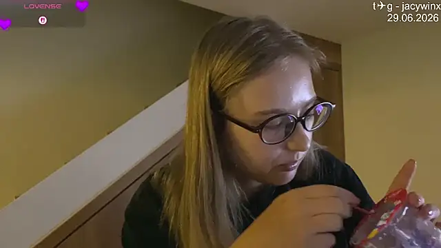 JacyWinslat webcam