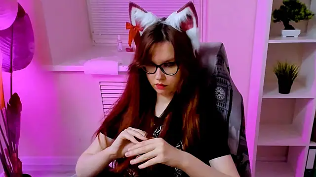 CarolGiggly webcam