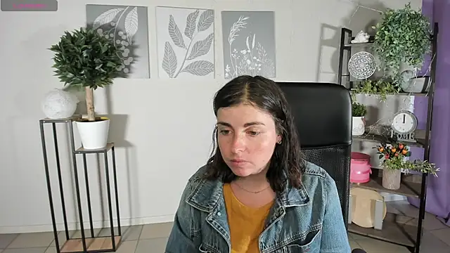 MartaEdams webcam