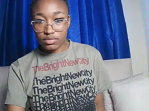 pinky_aura22 webcam