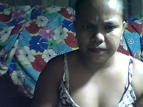 HotYangLady25 webcam