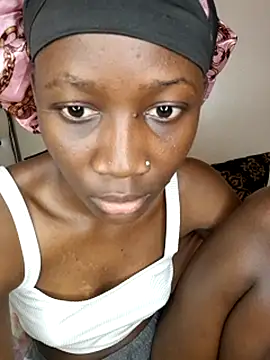 pookiezuu - Pookiezuu's free webcam - UK Sex Cams