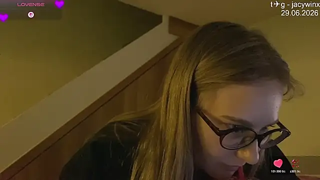 JacyWinslat webcam