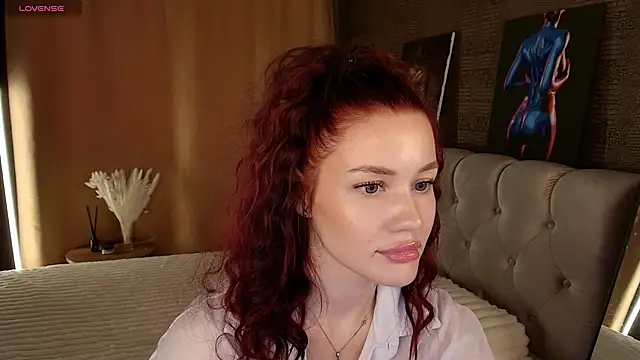 Aria_Mila webcam