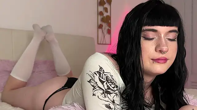 Vailyreb_ webcam